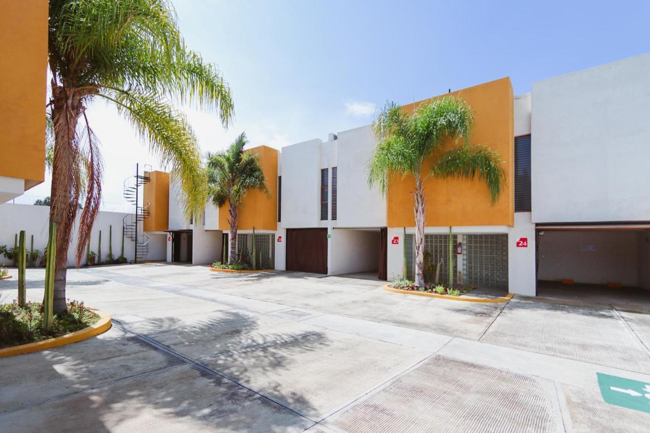 Auto Hotel Las Maravillas Santa Cruz Xoxocotlán Exterior foto