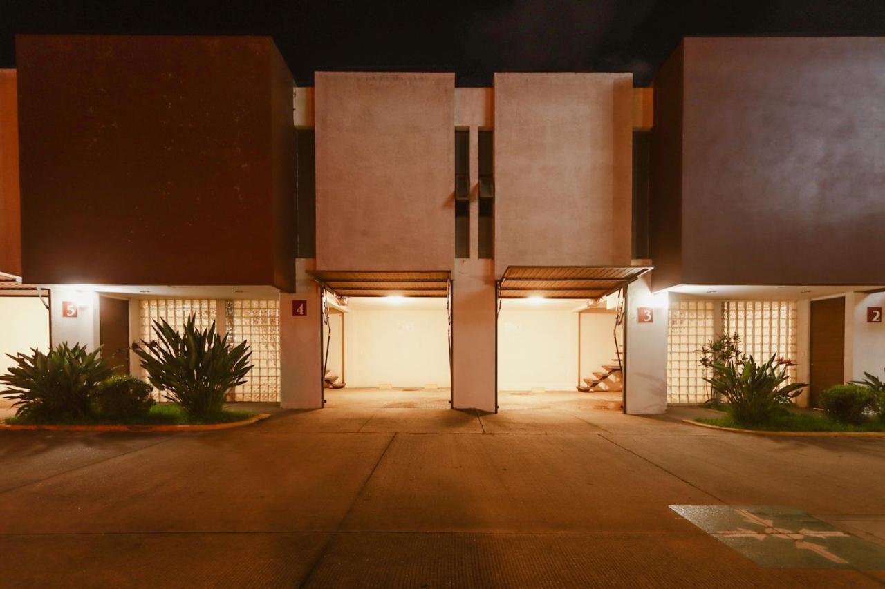 Auto Hotel Las Maravillas Santa Cruz Xoxocotlán Exterior foto